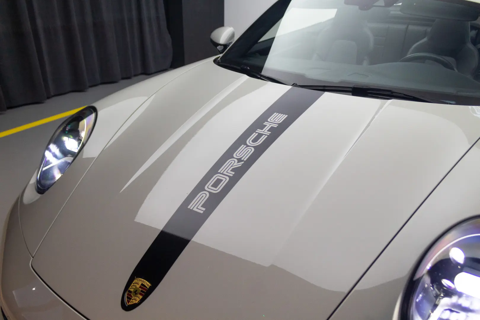 Porsche 911 Carrera Cabriolet (PDK)