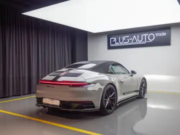 Porsche 911 Carrera Cabriolet (PDK)