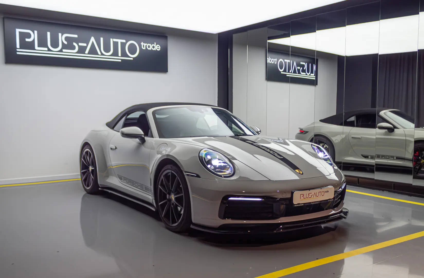 Porsche 911 Carrera Cabriolet (PDK)