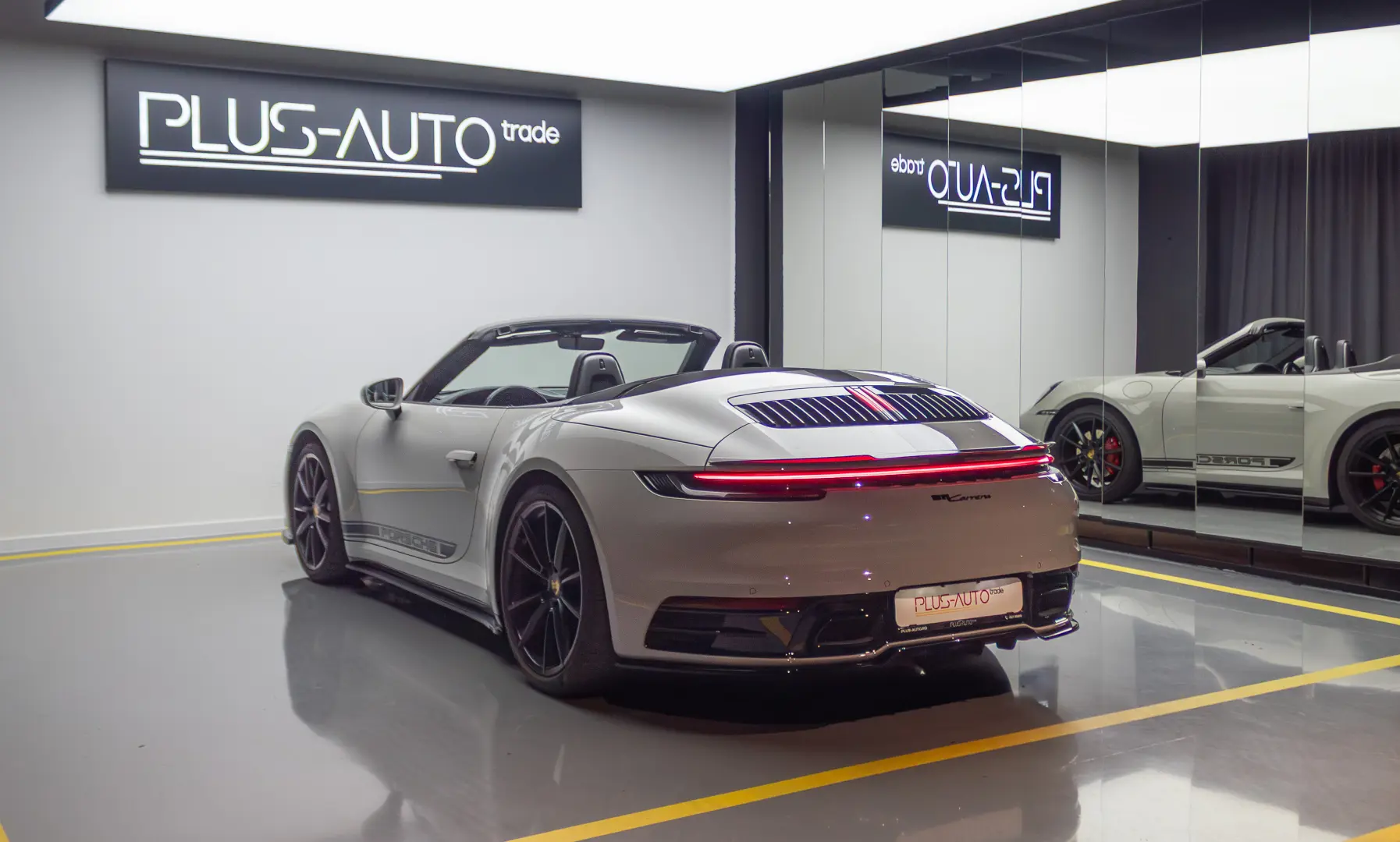 Porsche 911 Carrera Cabriolet (PDK)