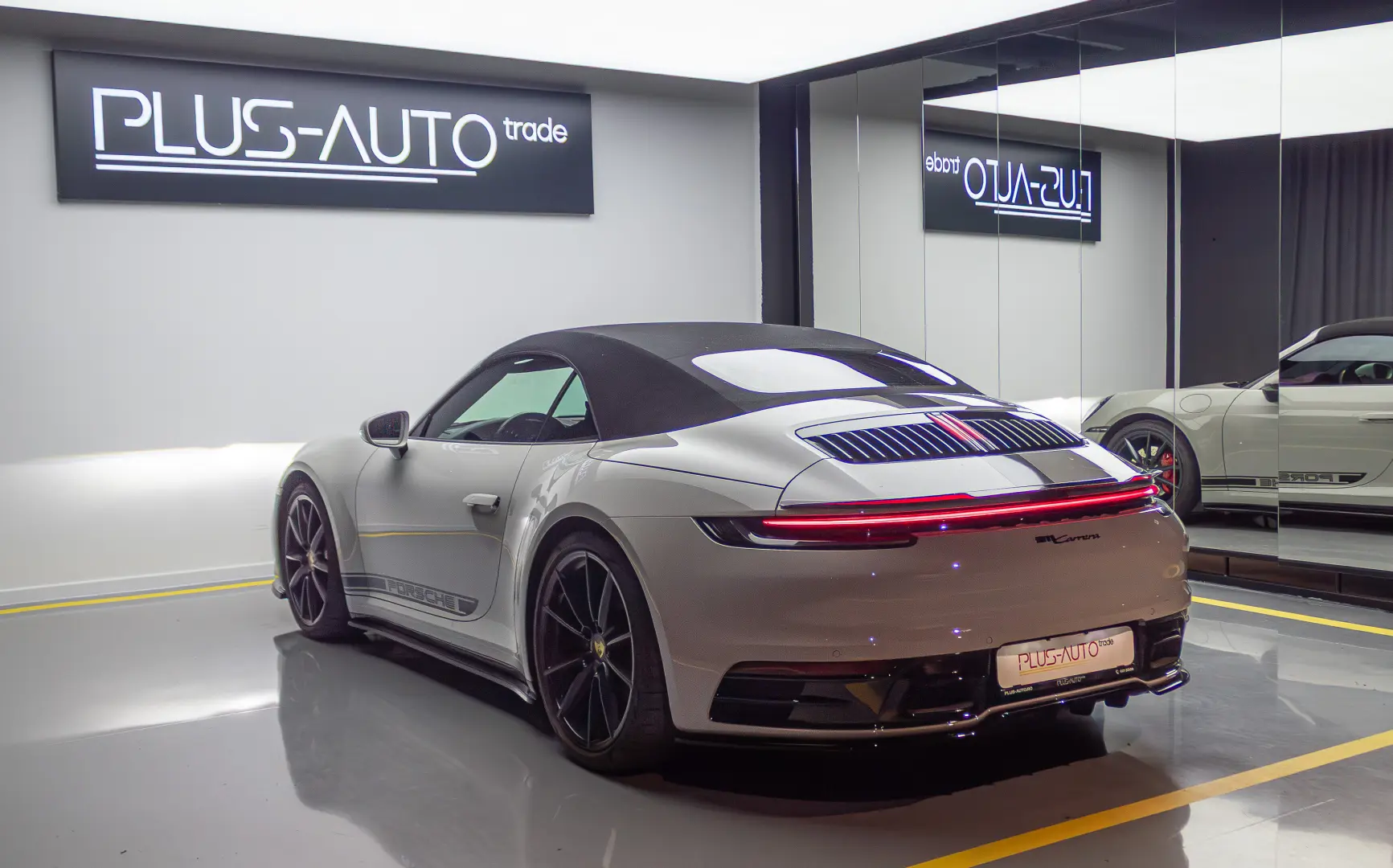 Porsche 911 Carrera Cabriolet (PDK)