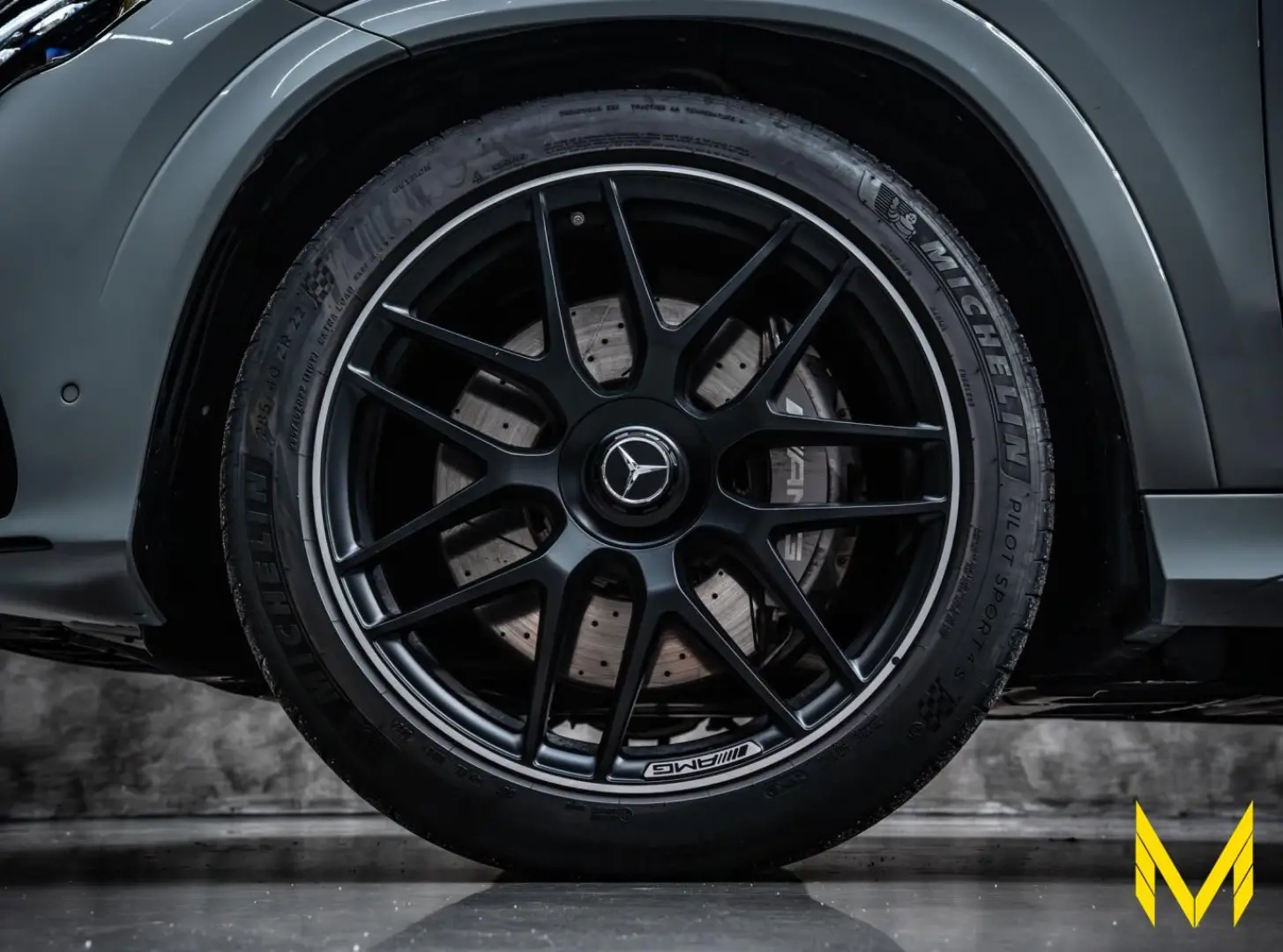 GLE 53 AMG HY4M  MY25 NIGHT LM22 AGA AIR AHK DIS