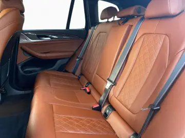 X3 xDr.30i M Sport 20  Laserl. DA PA  H K Navi