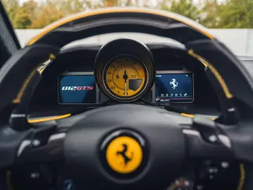 812 GTS Atelier  Viola Hong Kong   Carbon   VAT