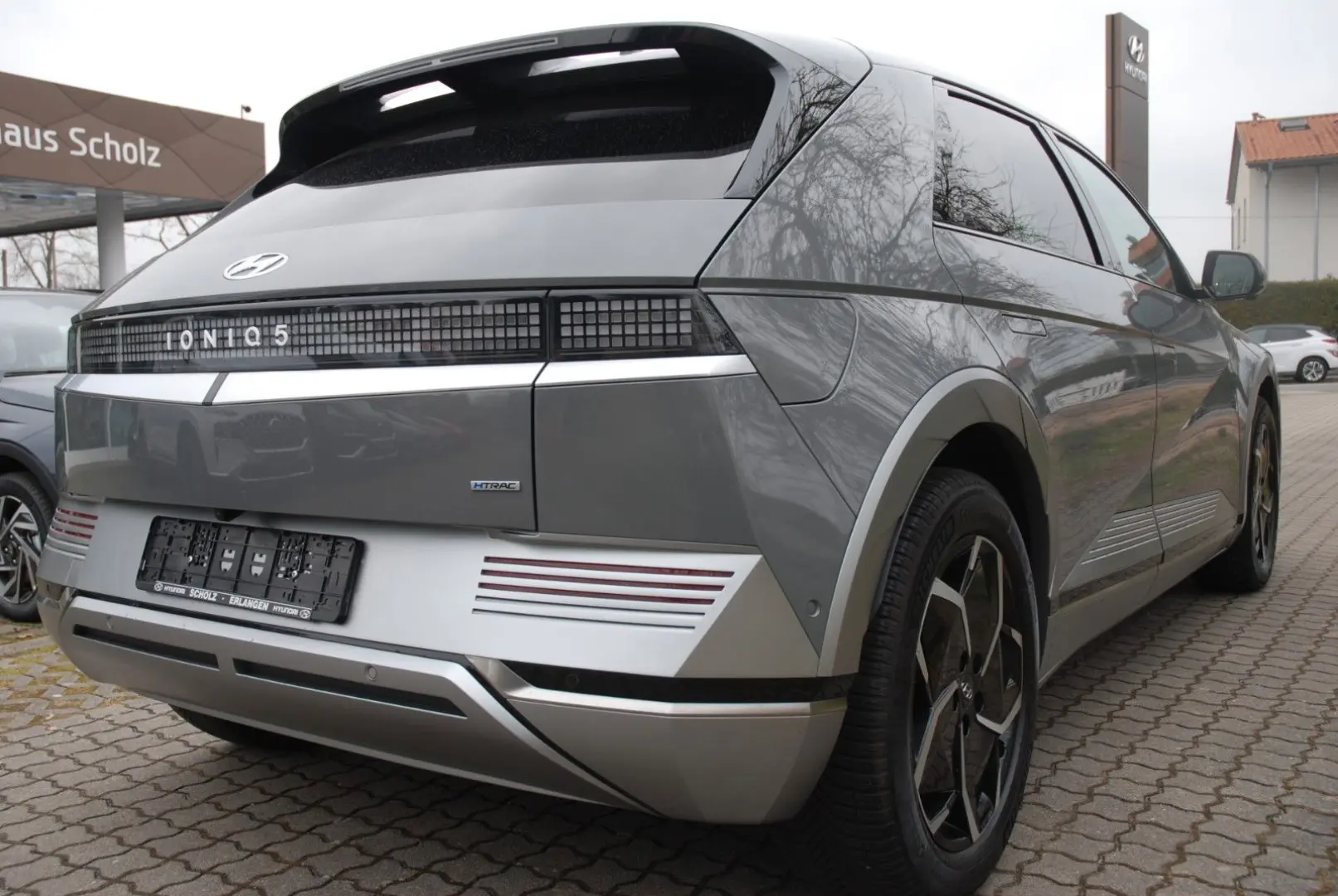 IONIQ 5 77 4 kWh Allradantrieb Unique Assistpak