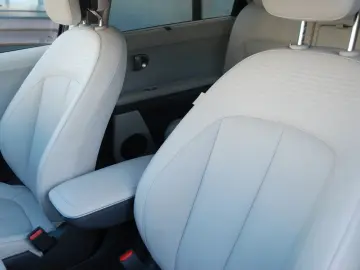 IONIQ 5 77 4 kWh Allradantrieb Unique Assistpak