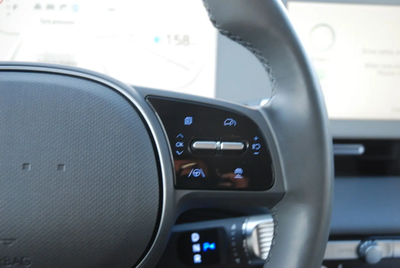 IONIQ 5 77 4 kWh Allradantrieb Unique Assistpak