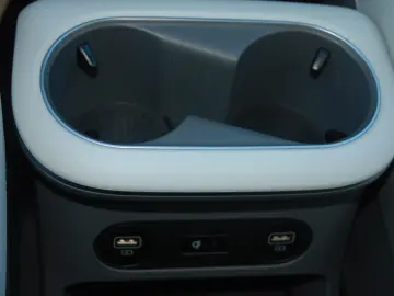 IONIQ 5 77 4 kWh Allradantrieb Unique Assistpak