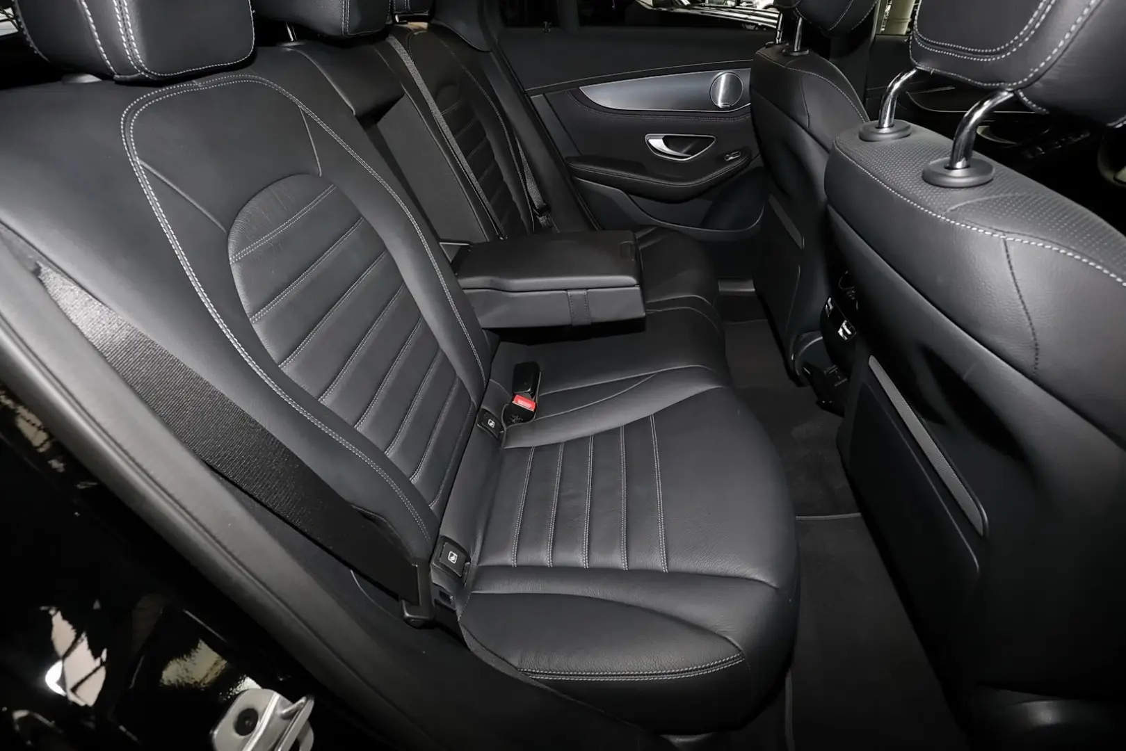 EQC 400 4M HEAD UP DISTRONIC MEMORY 360  LED 20