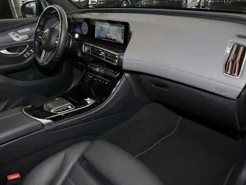 EQC 400 4M HEAD UP DISTRONIC MEMORY 360  LED 20