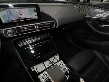 EQC 400 4M HEAD UP DISTRONIC MEMORY 360  LED 20