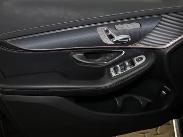 EQC 400 4M HEAD UP DISTRONIC MEMORY 360  LED 20