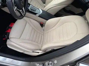 EQC 400 4M DISTR Sitzklima Memory HeadUp MBeam