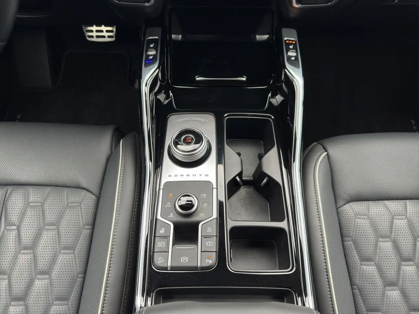 Sorento 1.6T-GDI Hybrid Platinum 4WD Leder 360