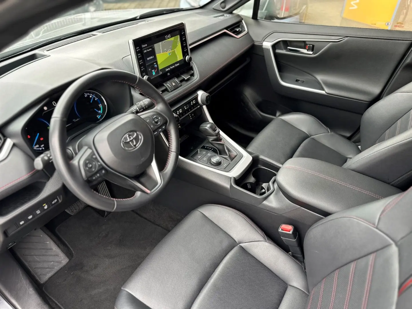 RAV4 Plug-in Hybrid 4x4  LEDER  360  HUD AHK JBL