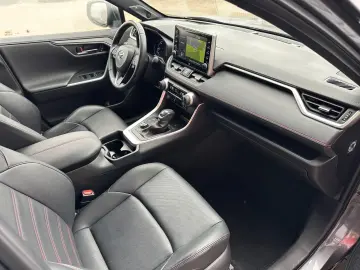 RAV4 Plug-in Hybrid 4x4  LEDER  360  HUD AHK JBL
