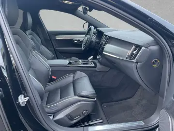 S90 T8 AWD Recharge Plus Dark ACC BLIS SD