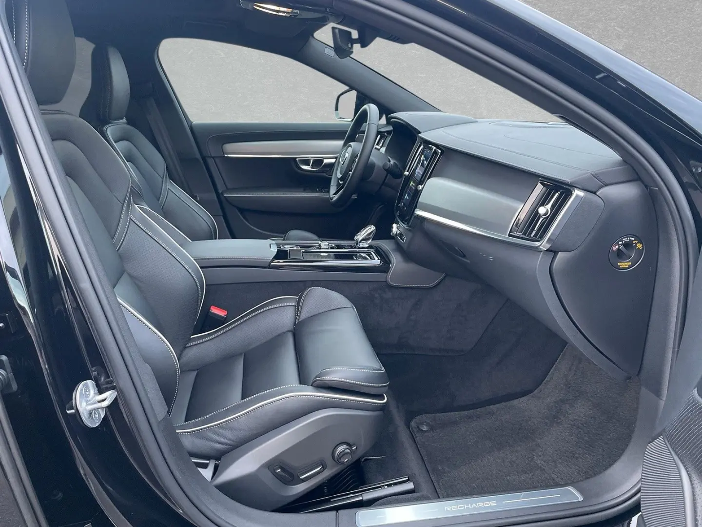 S90 T8 AWD Recharge Plus Dark ACC BLIS SD