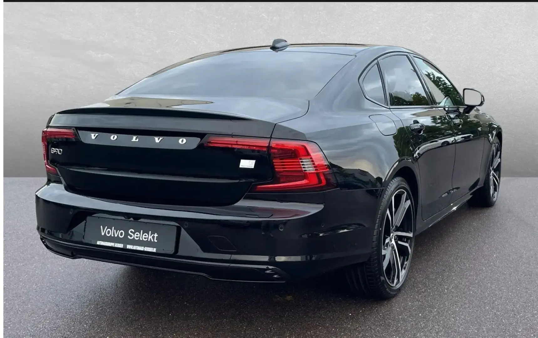 S90 T8 AWD Recharge Plus Dark ACC BLIS SD