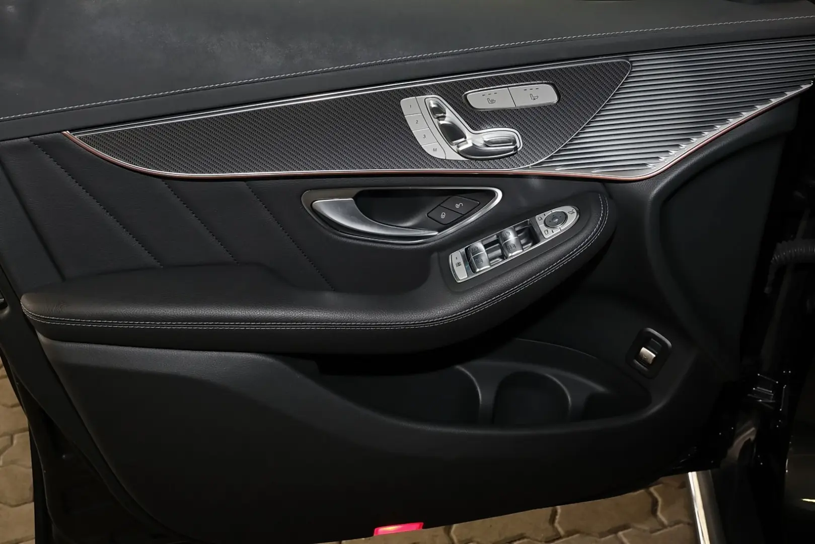 EQC 400 4M AMG HEADUP 360  DISTRONIC MEMORY 20