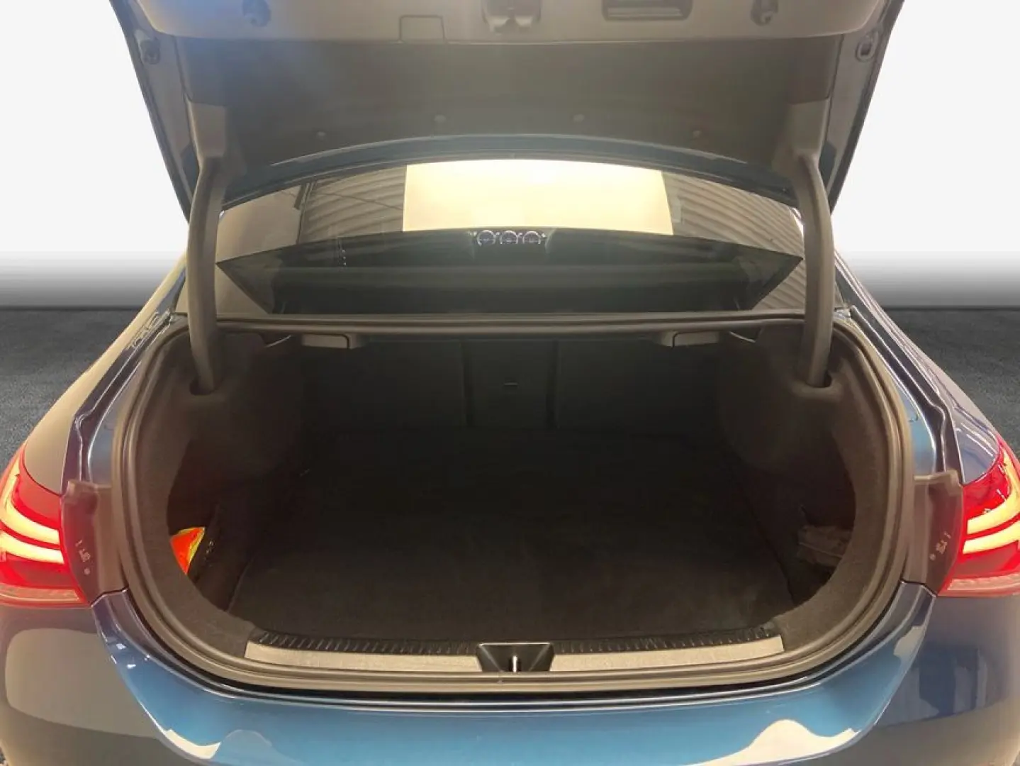 A 35 AMG 4M Pano NIGHT Leder Sound Beam Memo