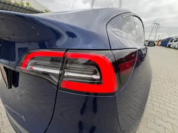 Tesla Model Y Dual Motor Long Range 4x4 514CP