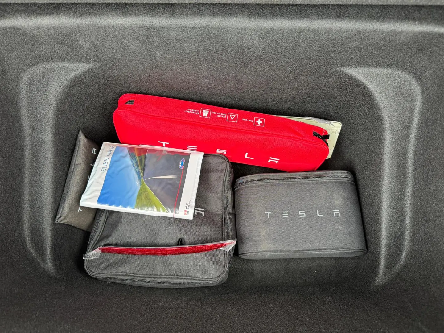 Tesla Model Y Dual Motor Long Range 4x4 514CP