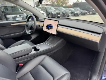 Tesla Model Y Dual Motor Long Range 4x4 514CP