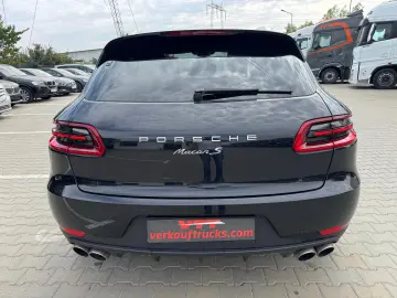 Porsche Macan S
