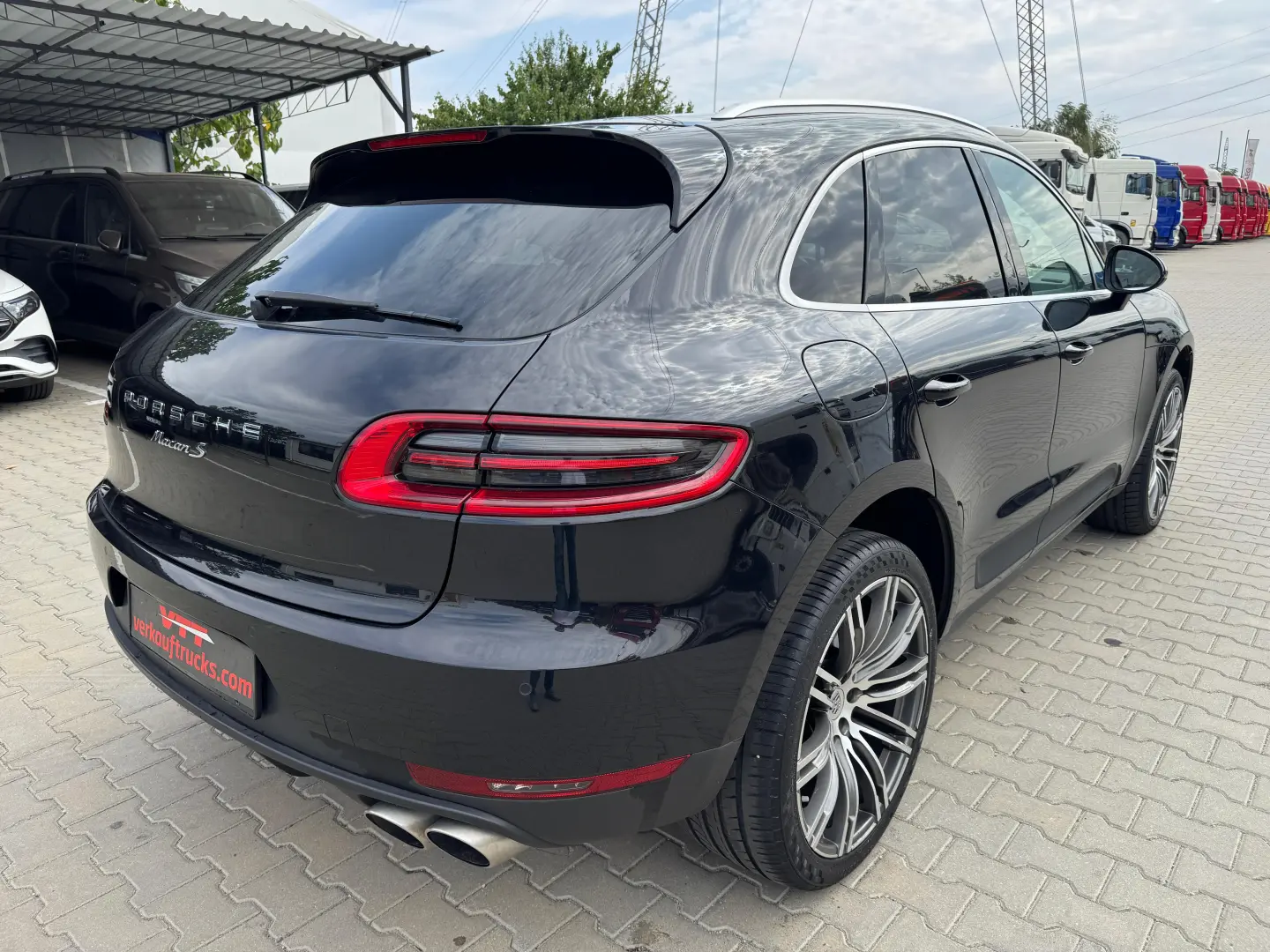 Porsche Macan S