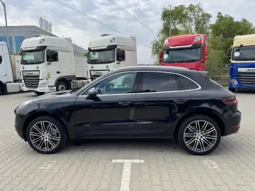 Porsche Macan S