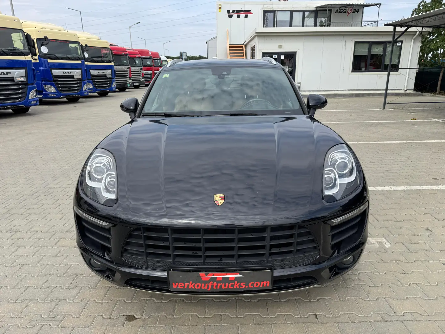 Porsche Macan S
