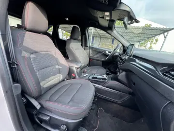 Ford Kuga 2.5 Duratec PHEV ST-LINE