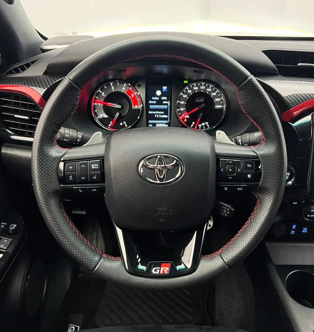 Hilux 2.8 D4-D GR Sport