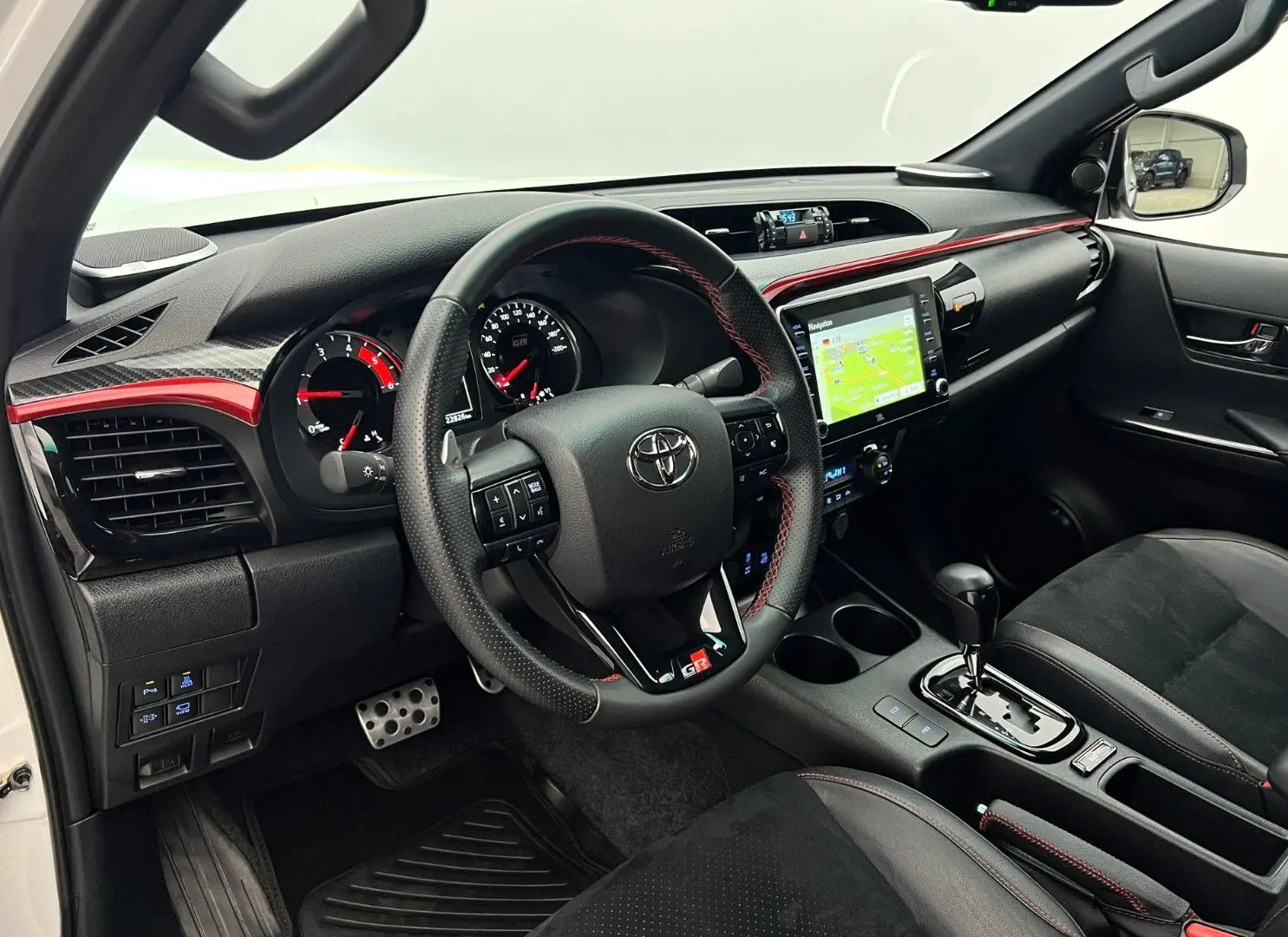 Hilux 2.8 D4-D GR Sport