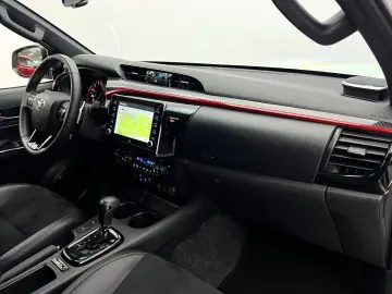 Hilux 2.8 D4-D GR Sport