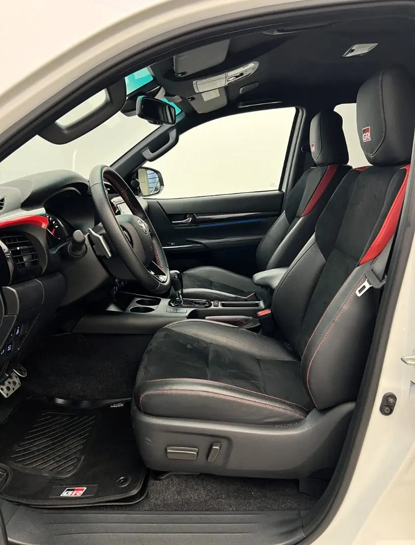 Hilux 2.8 D4-D GR Sport