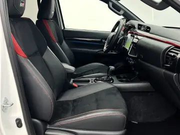 Hilux 2.8 D4-D GR Sport