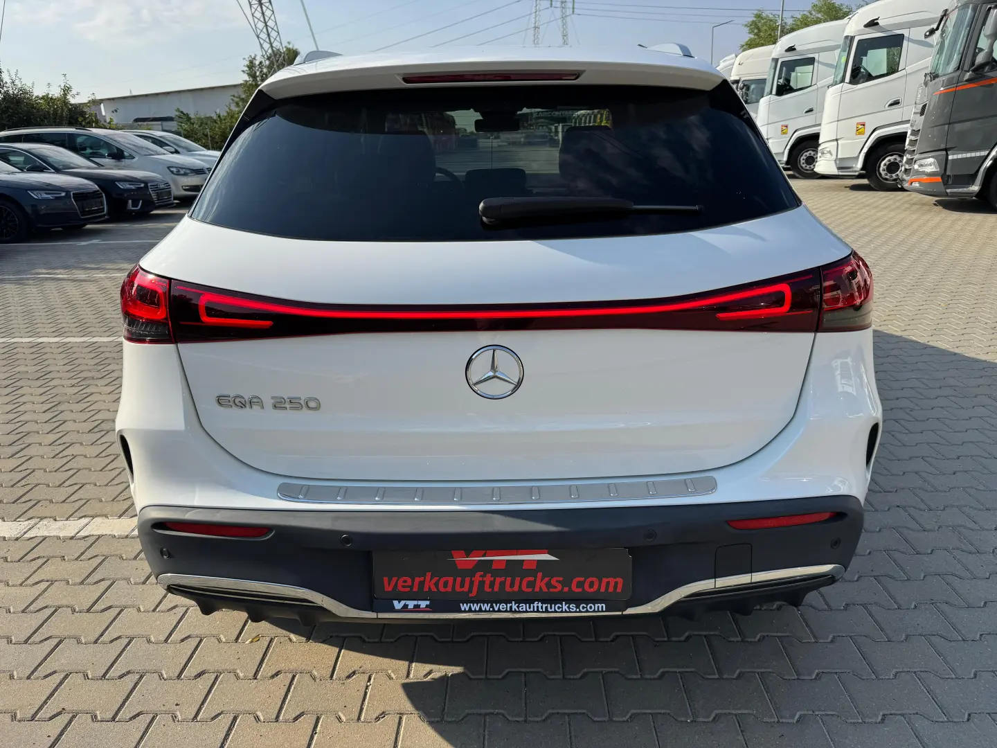 Mercedes-Benz EQA 250 AMG Line