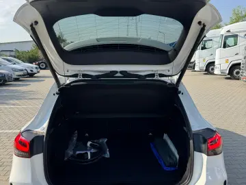 Mercedes-Benz EQA 250 AMG Line