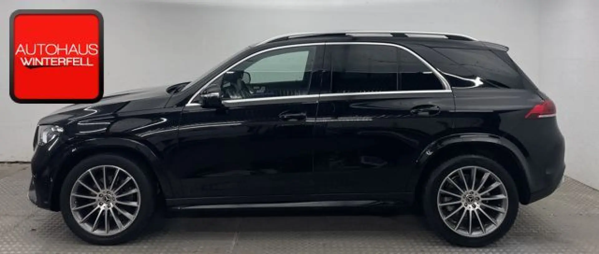 GLE 400 d 4M AMG PANO AHK LUFT MEMO 360 DISTRO