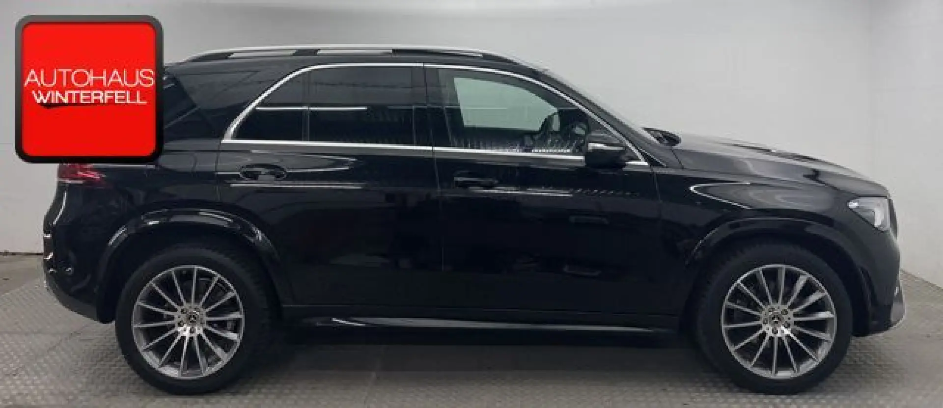 GLE 400 d 4M AMG PANO AHK LUFT MEMO 360 DISTRO