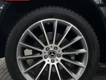 GLE 400 d 4M AMG PANO AHK LUFT MEMO 360 DISTRO