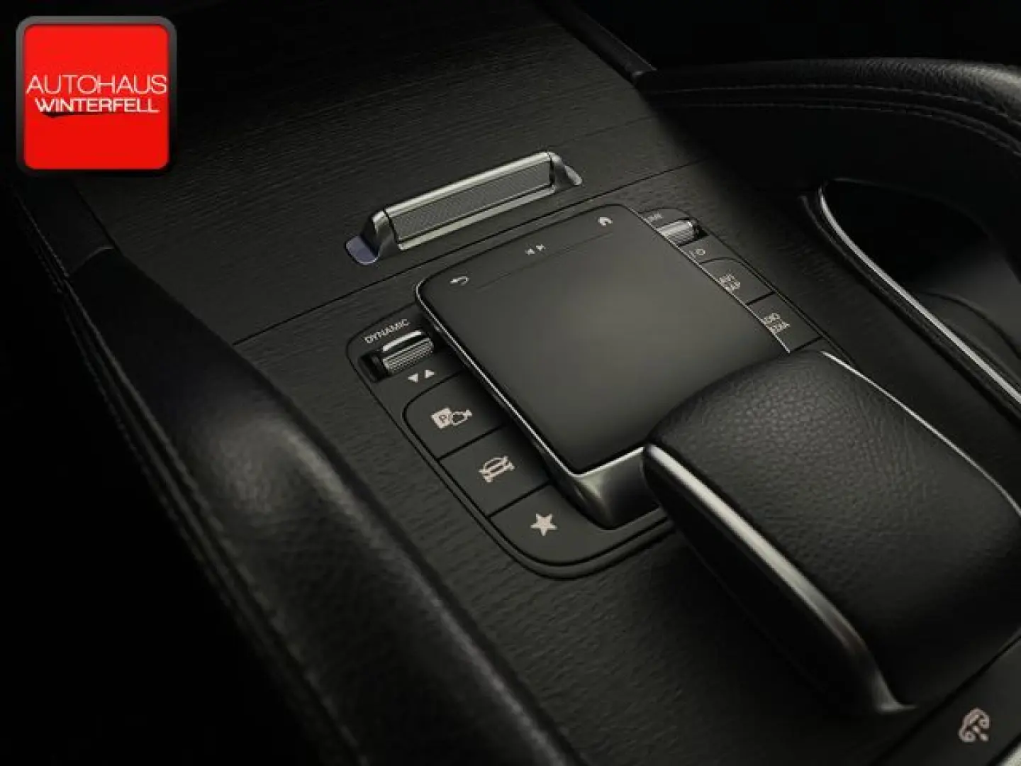 GLE 400 d 4M AMG PANO AHK LUFT MEMO 360 DISTRO