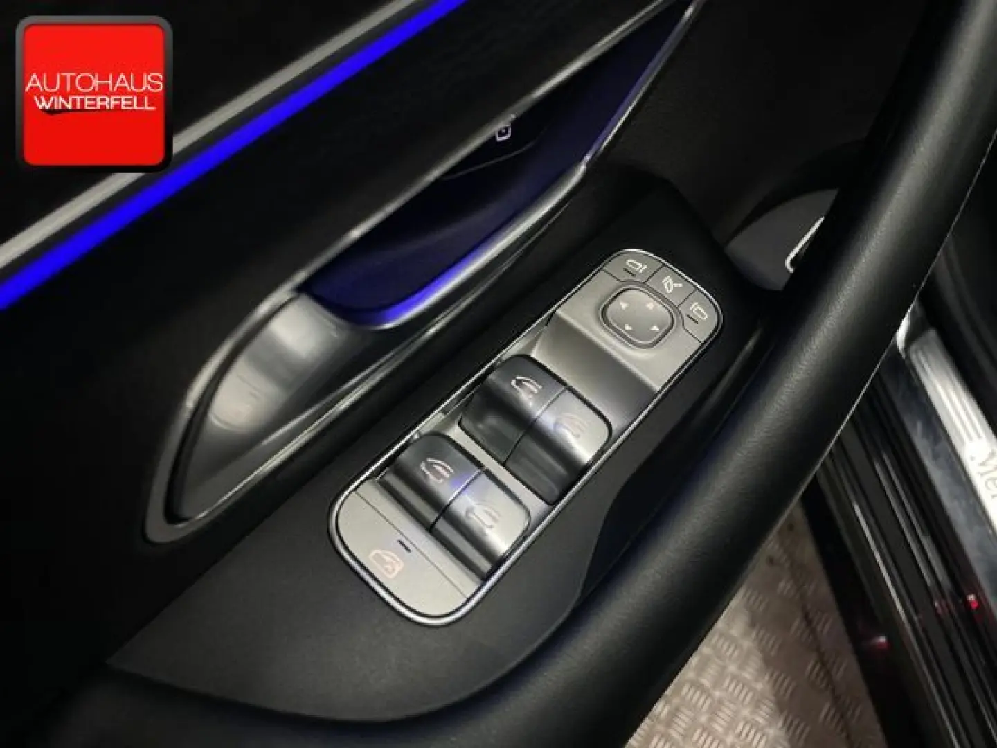 GLE 400 d 4M AMG PANO AHK LUFT MEMO 360 DISTRO