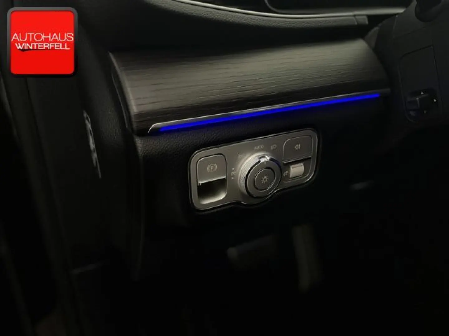 GLE 400 d 4M AMG PANO AHK LUFT MEMO 360 DISTRO