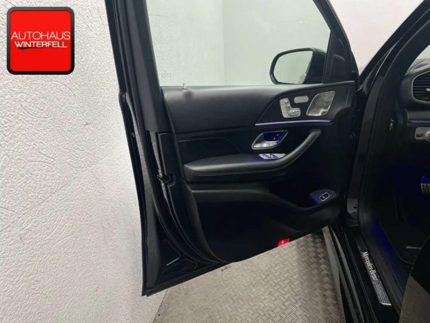 GLE 400 d 4M AMG PANO AHK LUFT MEMO 360 DISTRO