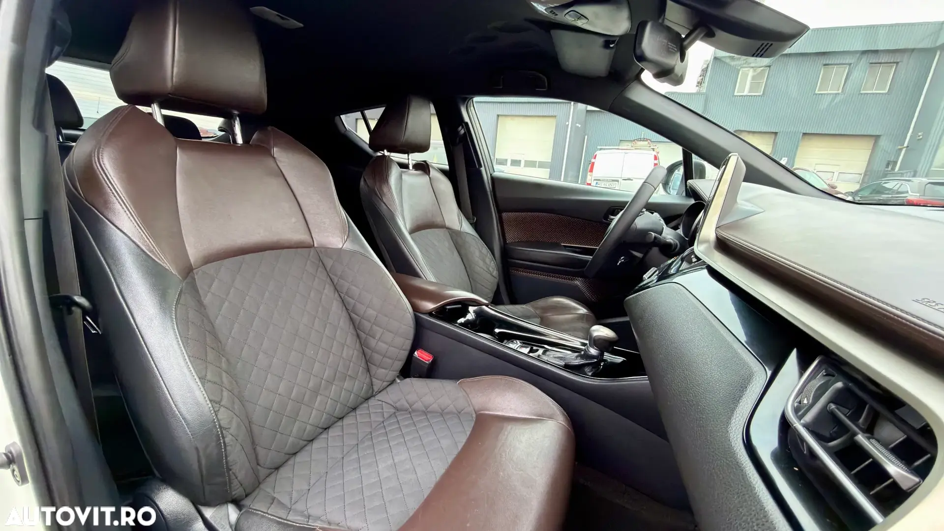 Toyota C-HR Hybrid Lounge