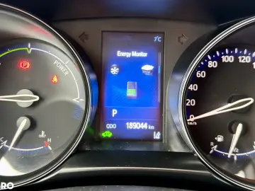 Toyota C-HR Hybrid Lounge