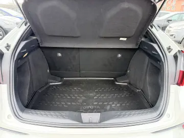 Toyota C-HR Hybrid Lounge